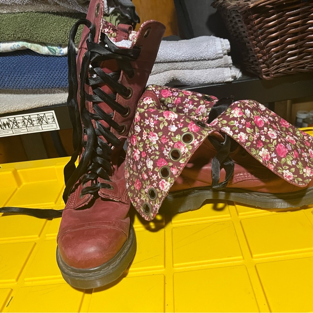 Doc marten triumph Boots